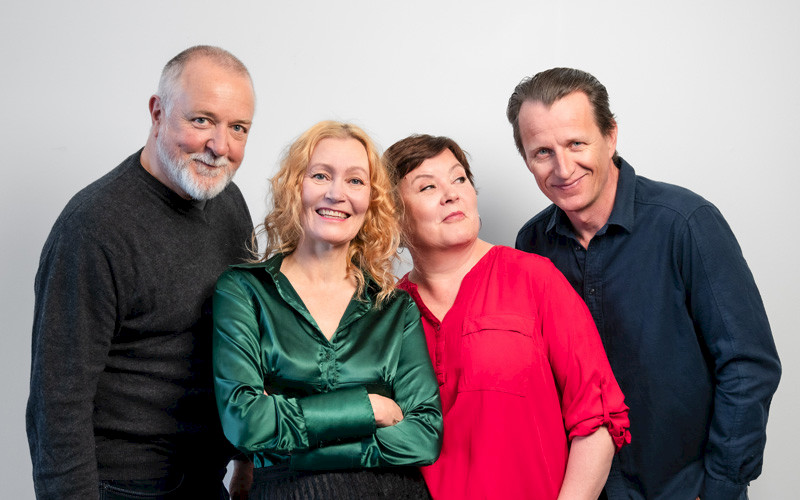 Kiertelevä improduo tai improkvartetti