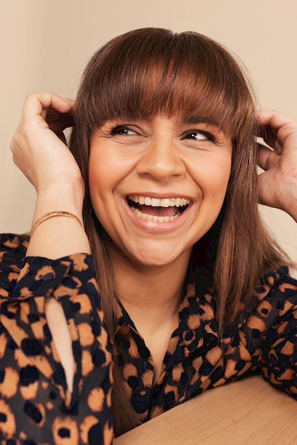 Ushma Olava, näyttelijä