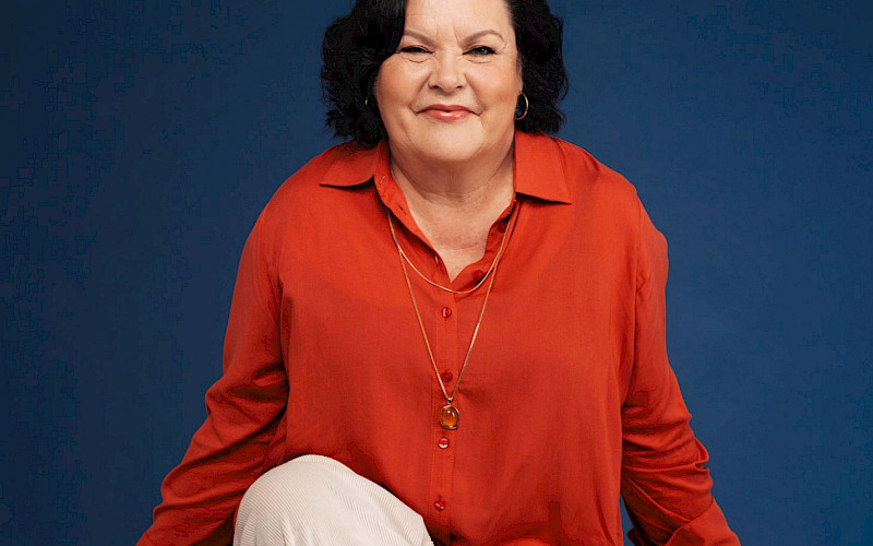 Stella Polariksen tilausesitystuote: MURHAMYSTEERI